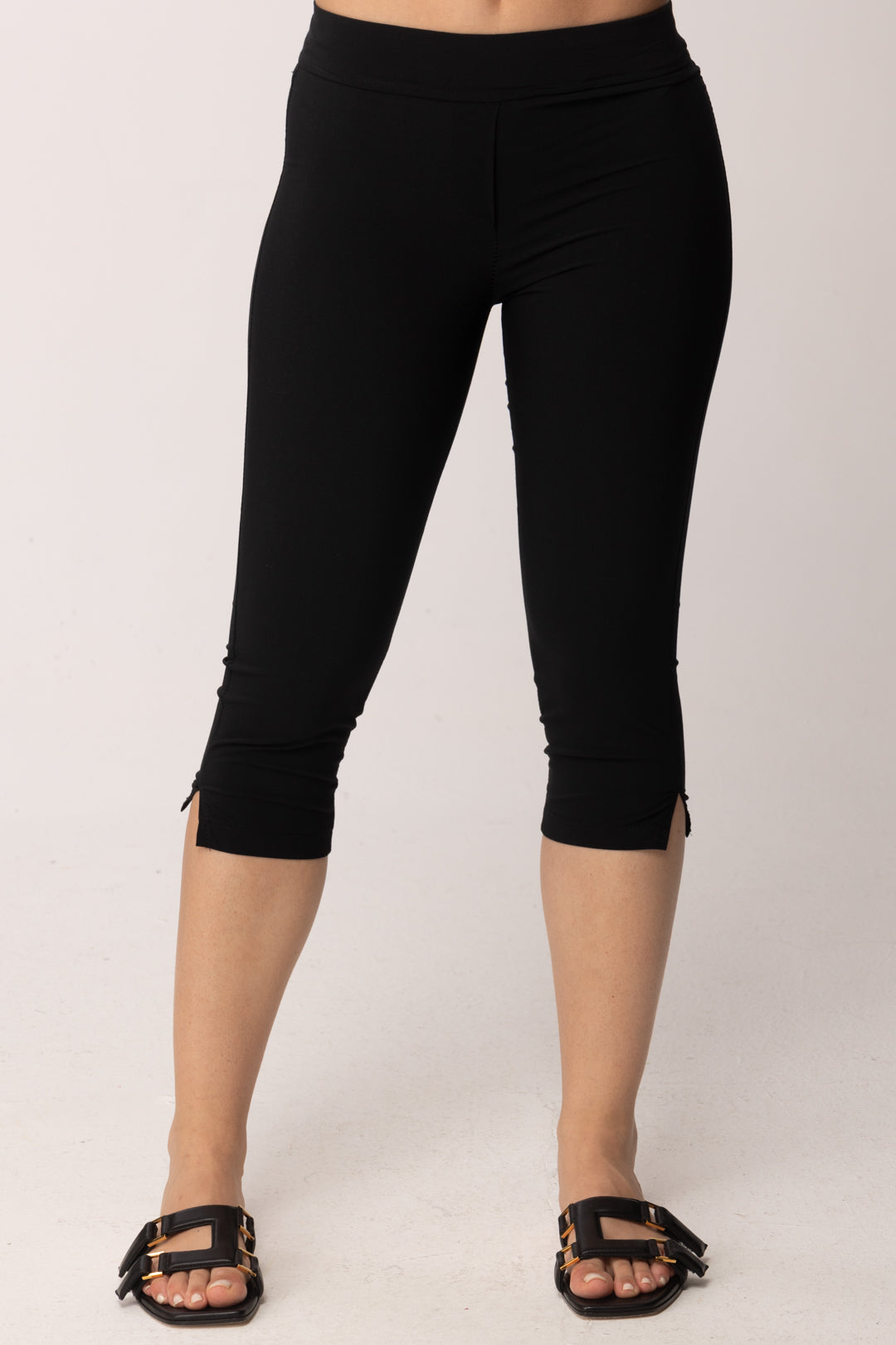 Khloe Femme Pinocchietto Basico con Spacchetti 26250 NERO
