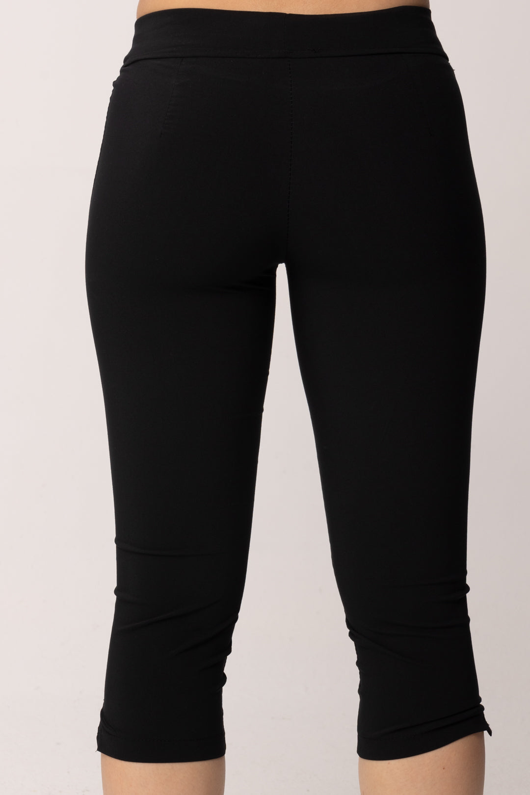 Khloe Femme Pinocchietto Basico con Spacchetti 26250 NERO
