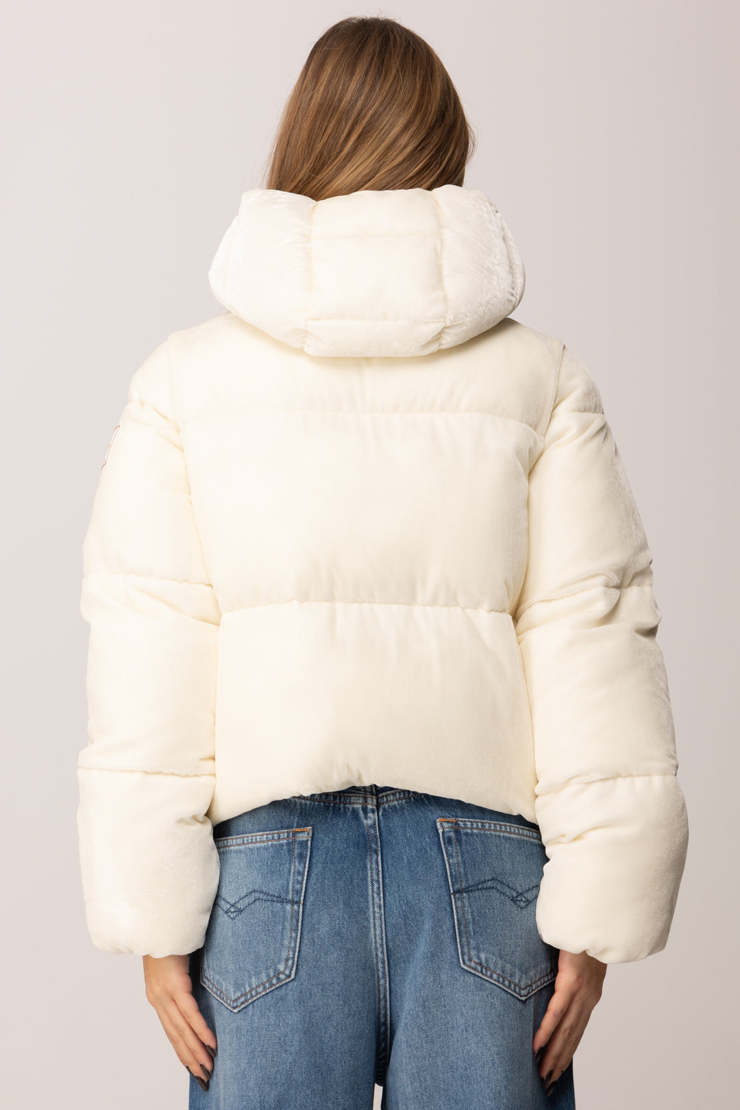 Elisabetta Franchi Piumino Corto In Velluto PI82D56E2 MILK