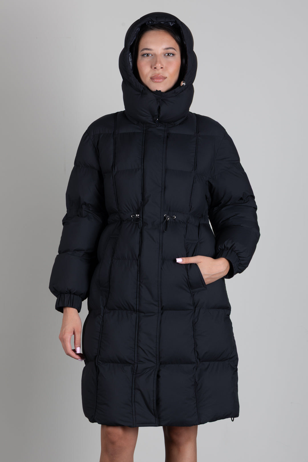 Patrizia Pepe Piumino Lungo con Cappuccio e Coulisse 2O0162 C0275 NERO