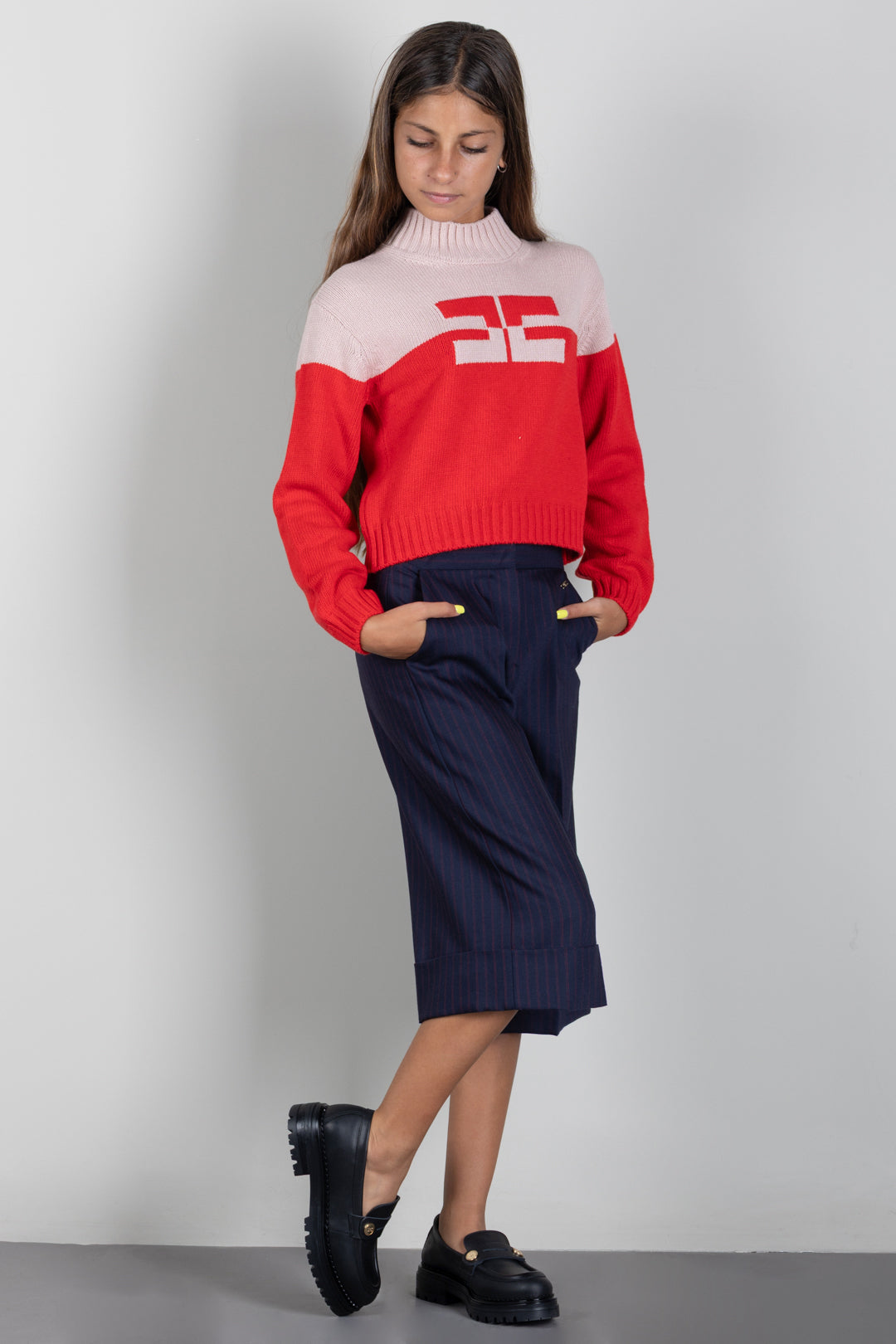 Elisabetta Franchi Bambina Pull Bicolore a Collo Alto con Logo EFMA215CFL098.D641