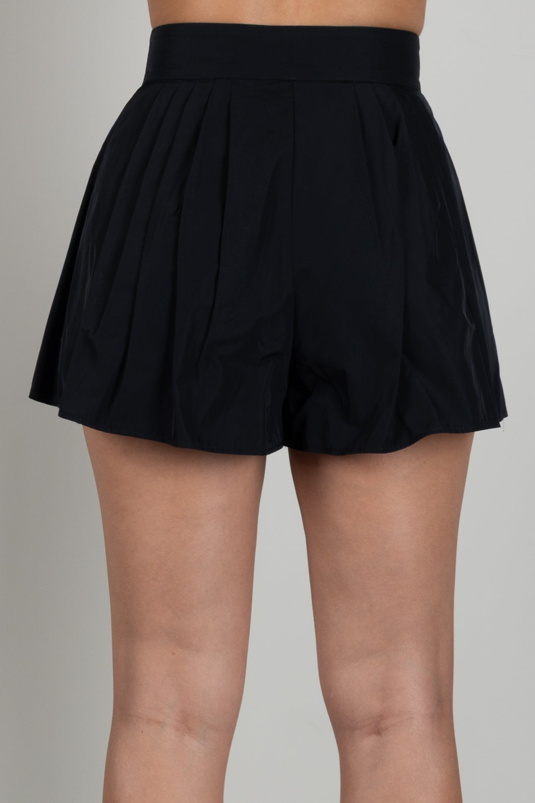Elisabetta Franchi Shorts Balloon In Vela Taffettà SH00466E2 NERO