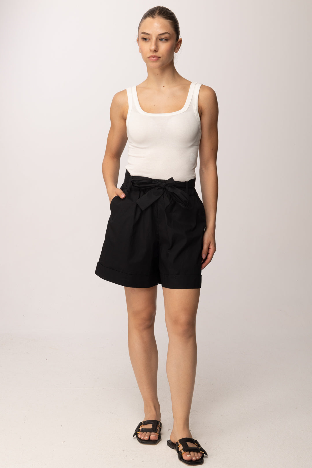 Khloe Femme Shorts In Cotone con Fusciacca 26149 NERO