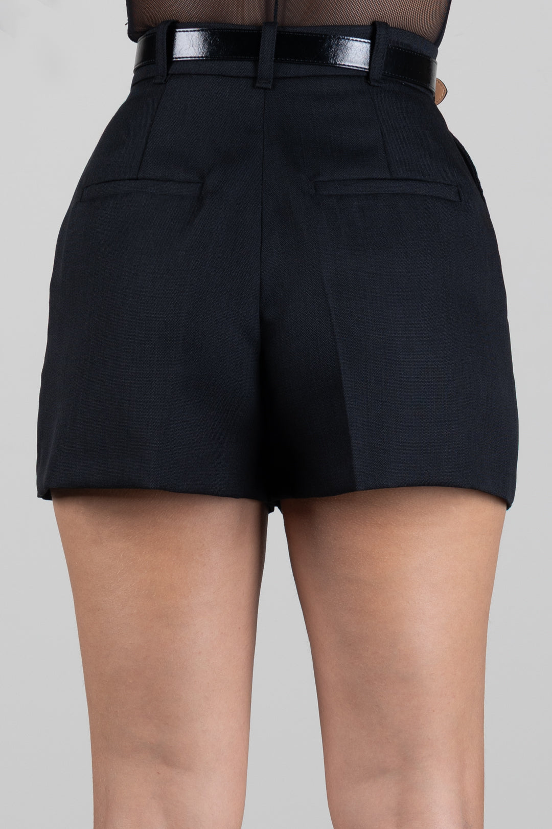 Elisabetta Franchi Shorts In Lana Vergine con Cintura SH00767E2 NERO