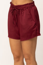 Khloe Femme Shorts In Satin con Coulisse BORDEAUX