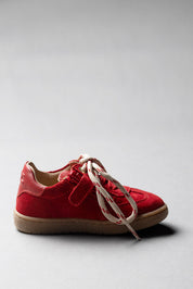 Elisabetta Franchi Bambina Sneakers Bambina In Camoscio con Lacci a Contrasto F1A9-E0655-0071R015 RED PASSIO