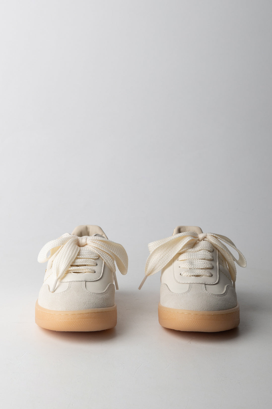 Elisabetta Franchi Bambina Sneakers Basse con Fiocco e Dettaglio Metallico F4A9-E0510-1877A725 BUTTER/GOL