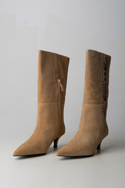 Patrizia Pepe Stivale In Camoscio con Anelli Decorativi 8Y0138 L033 NATURAL