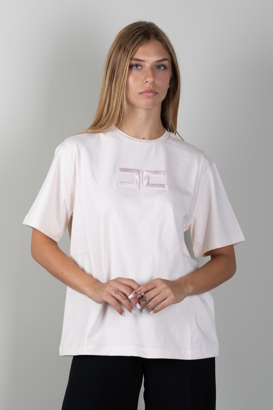 Elisabetta Franchi Bambina T-shirt con Logo Ricamato EFTS265CJE018.C063