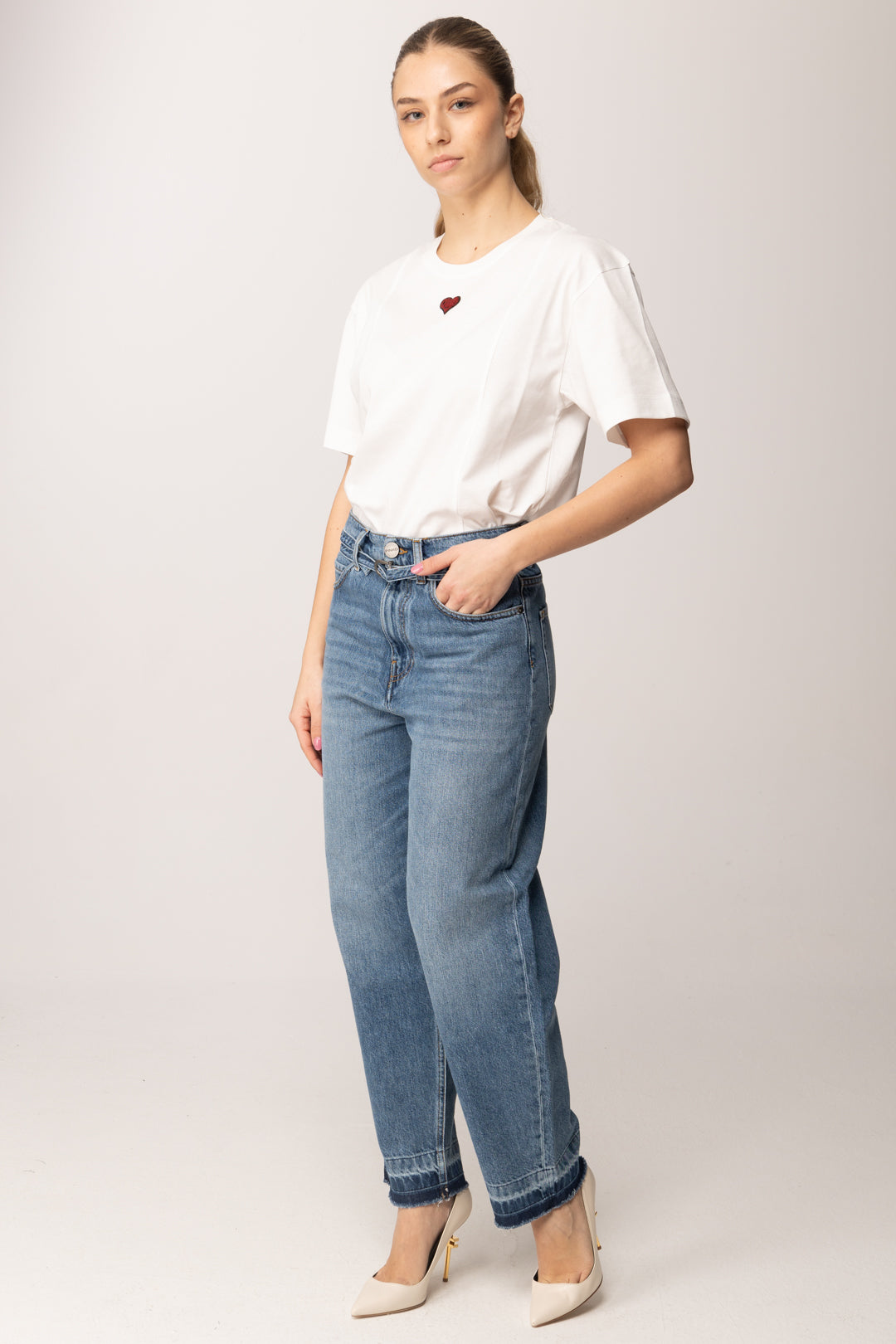 Pinko T-shirt con Ricamo Cuore 105665 A326 Z05