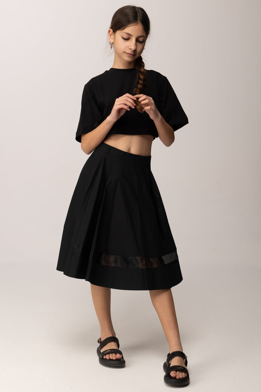 Elisabetta Franchi Bambina T-shirt Corta con Applicazione In Organza e Ricamo EFTS2540JE006.N000