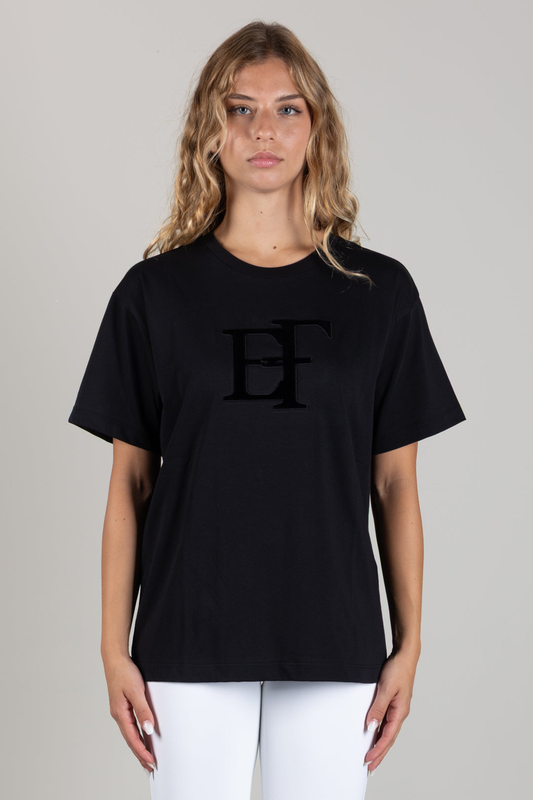 Elisabetta Franchi T-shirt In Cotone con Logo In Rilievo MA01P66E2 NERO