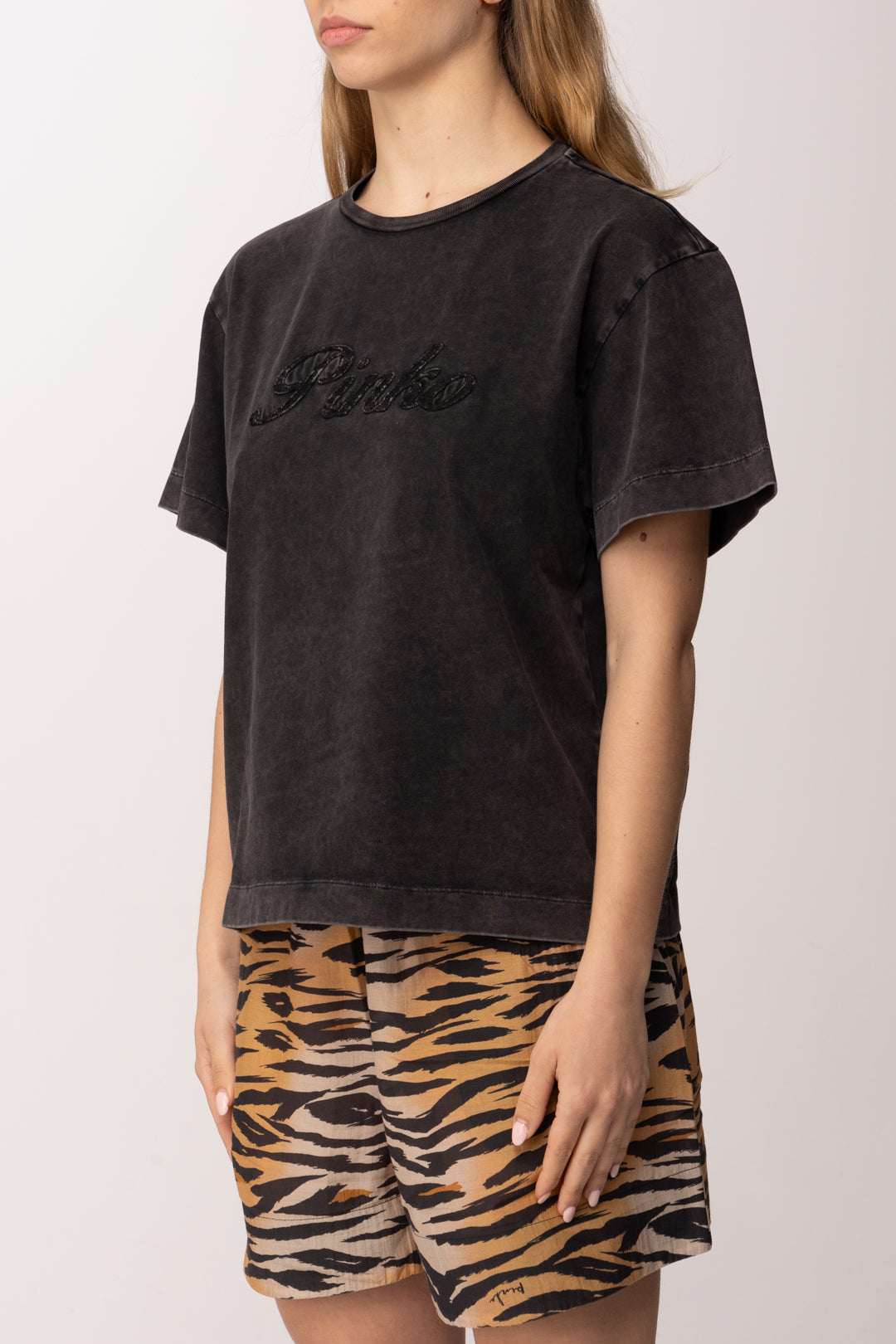 Pinko T-shirt Loose Fit con Ricamo Logo Tono Su Tono 106575 A36T Z98