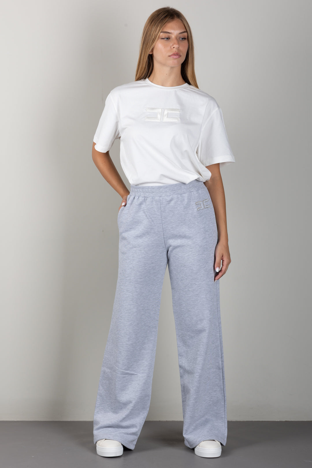 Elisabetta Franchi Bambina T-shirt On Logo Frontale Ricamato EFTS265CJE018.0004