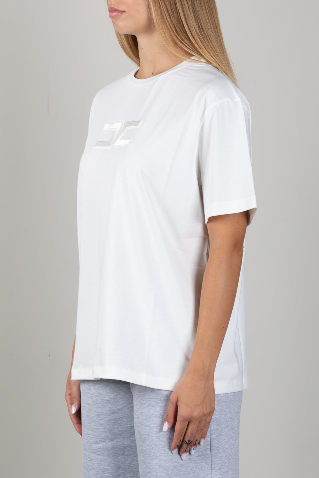 Elisabetta Franchi Bambina T-shirt On Logo Frontale Ricamato EFTS265CJE018.0004