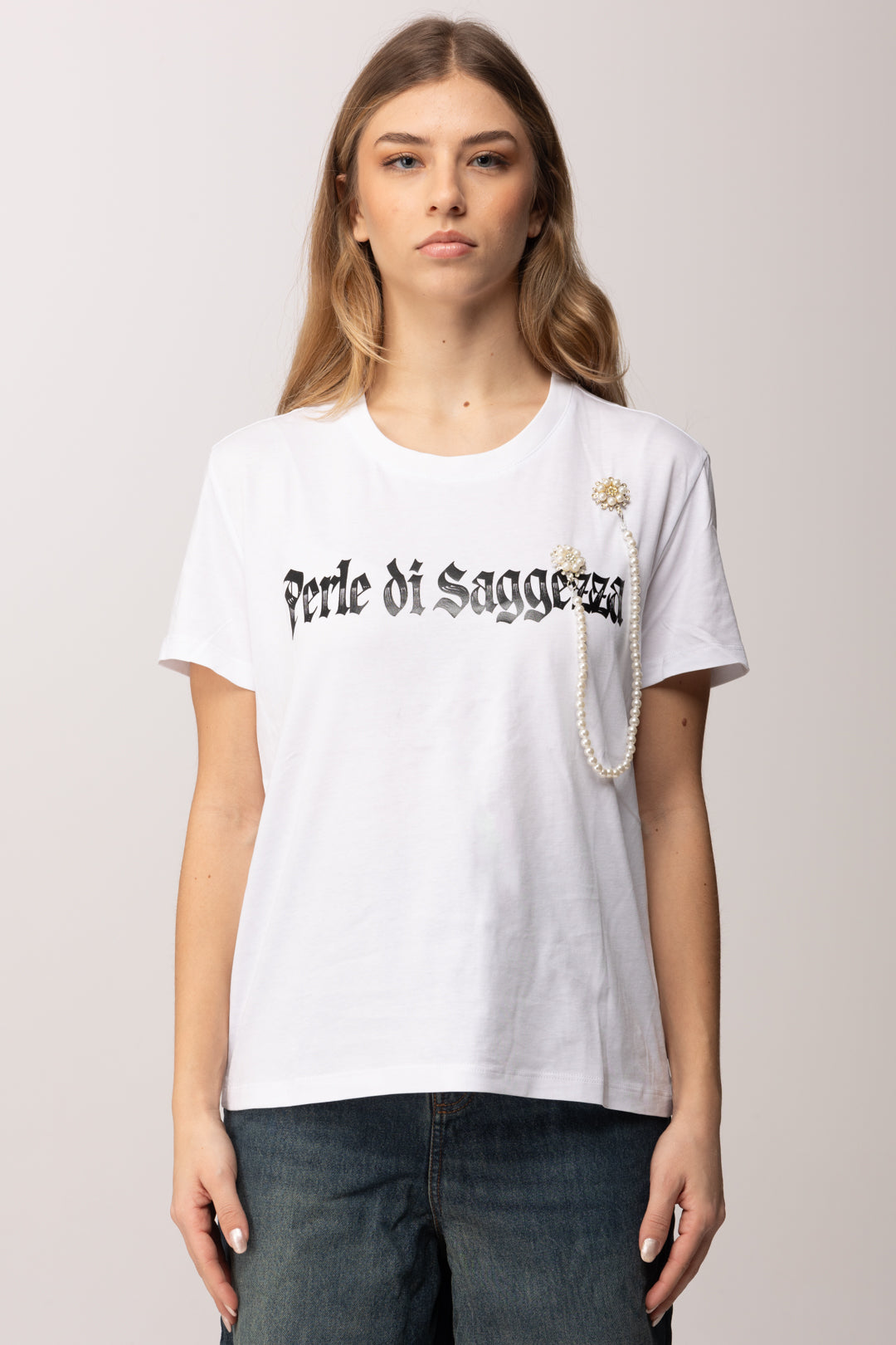 Meme Road T-shirt con Lettering e Accessorio con Perle M3221M BIANCO
