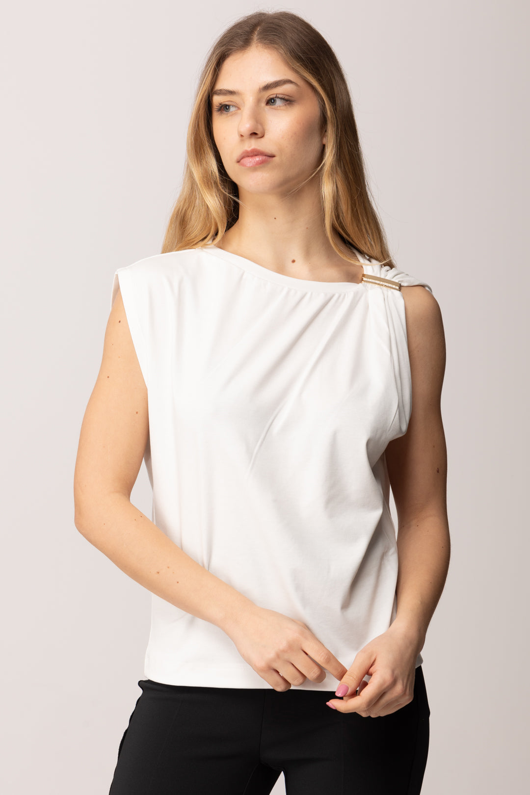 Pinko Top con Dettaglio Gioiello Su Spalla 106478 A35D Z05