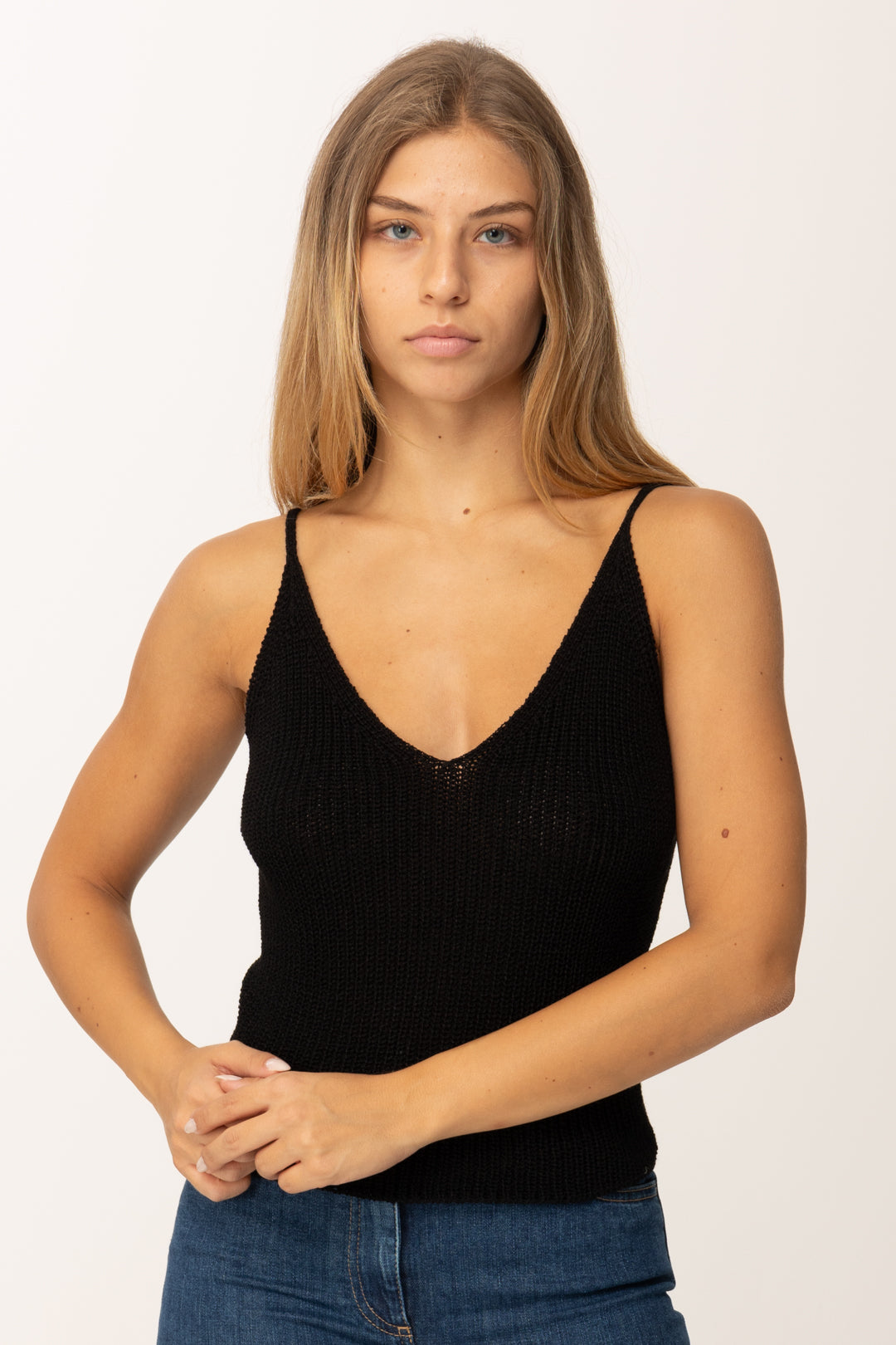 Khloe Femme Top Corto Tricot con Bretelle Sottili e Scollo a V NERO