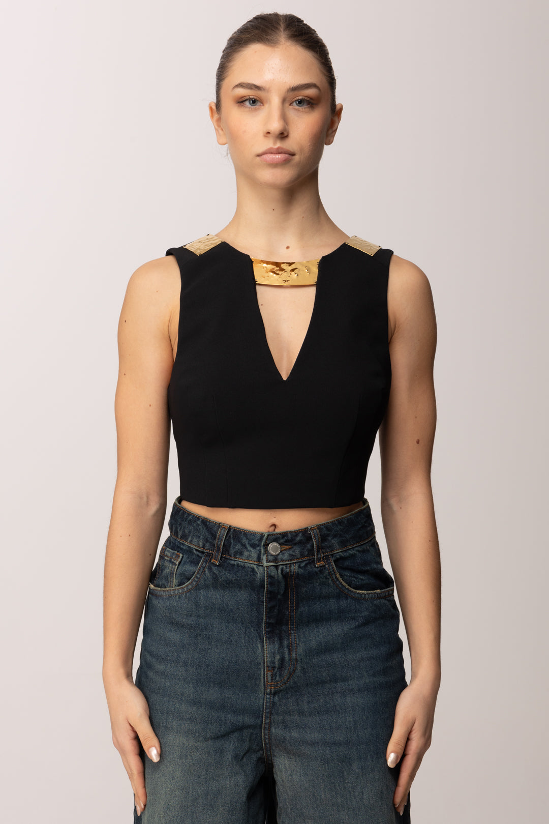 Elisabetta Franchi Top Crop con Scollatura a Placche Gioiello TO05061E2 NERO