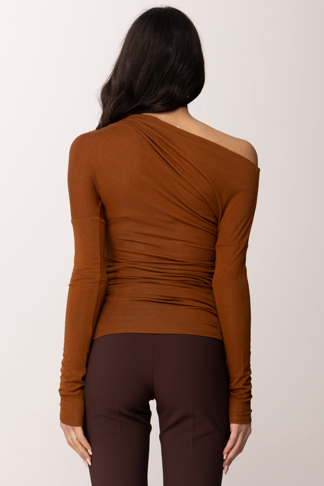 Elisabetta Franchi Top In Jersey con Scollo Asimmetrico MD94B61E2 CUOIO