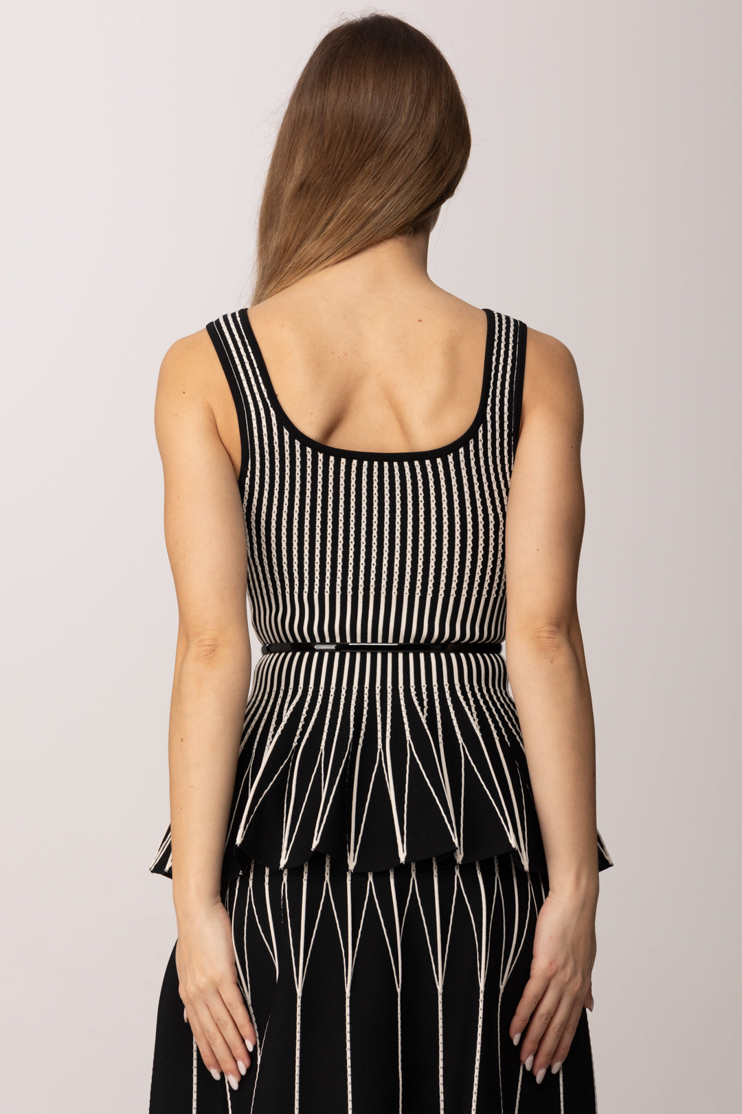 Elisabetta Franchi Top In Maglia Bicolore con Baschina e Cintura TK85S62E2 NERO/BURRO