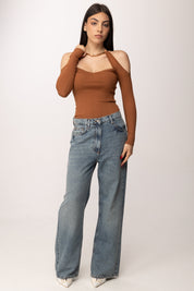 Elisabetta Franchi Top In Maglia con Spalle Scoperte e Dettaglio Gioiello MK89S61E2 CUOIO