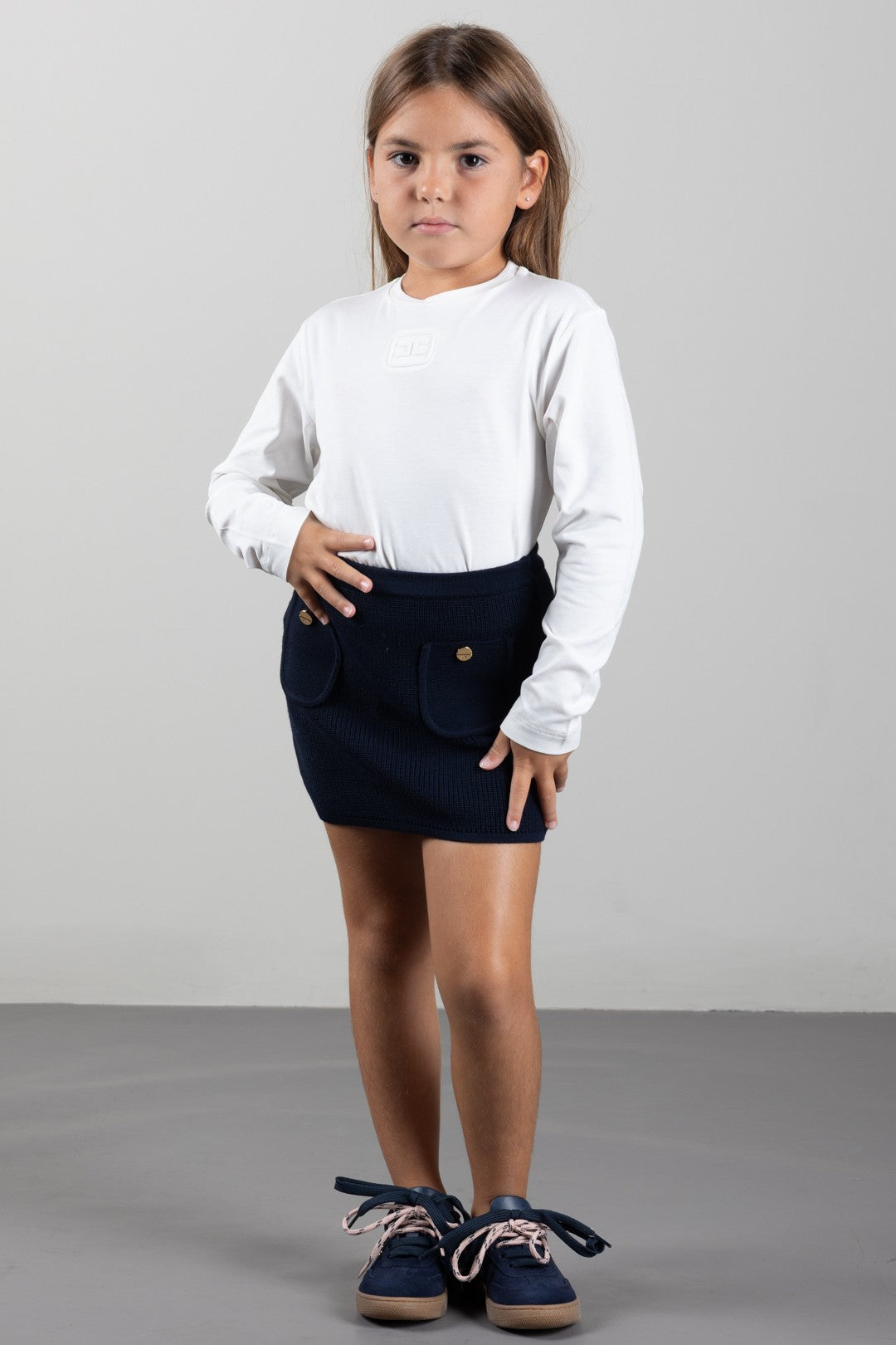 Elisabetta Franchi Bambina Tt-shirt a Maniche Lunghe con Logo Embossed EFTS272CJE018.0004