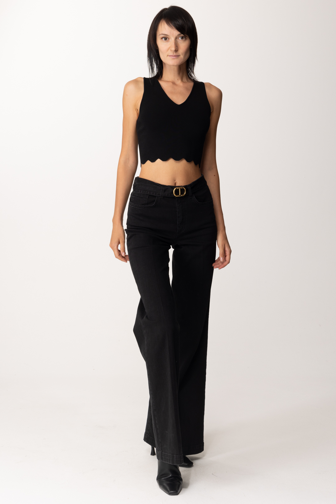 Preview: Twin-Set Scalloped knitted crop top Nero