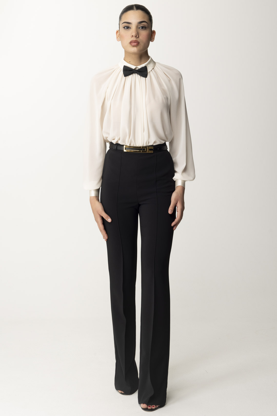 Preview: Elisabetta Franchi Blouse with bow tie Burro