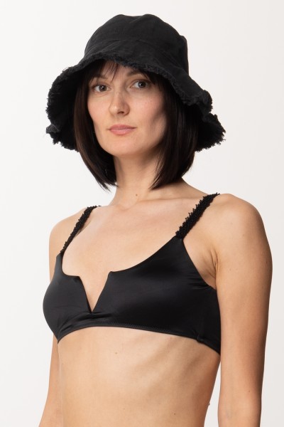 Me Fui  Bucket hat with fringes MF23-A021N NERO