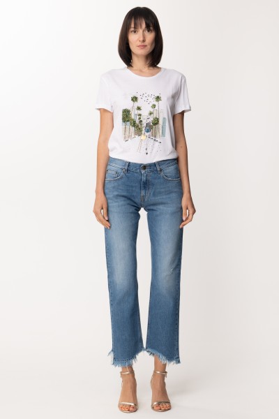 Patrizia Pepe  T-shirt with Los Angeles embroidery 8M0796 A4S2 XU18 Bianco/los an