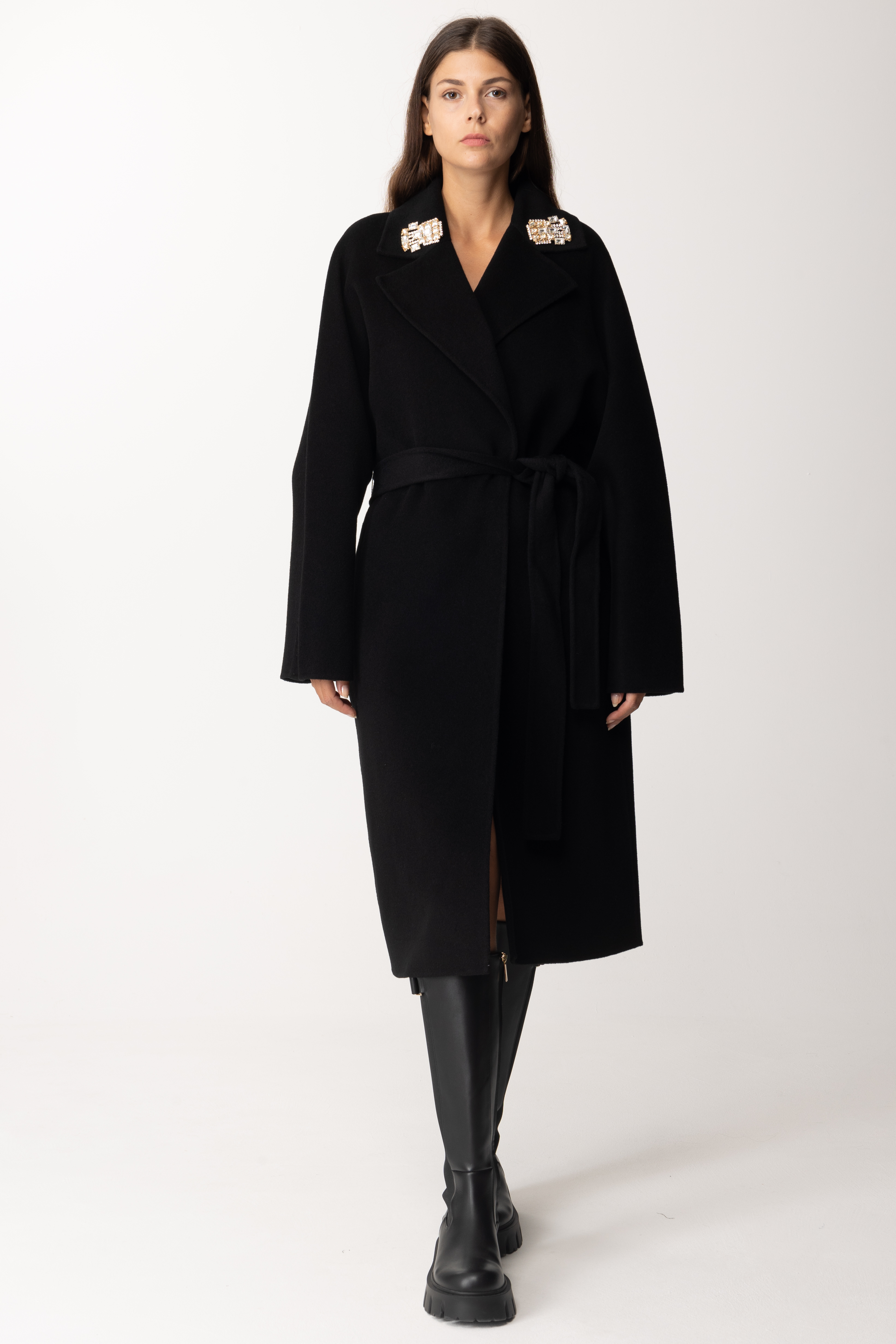 Podgląd: Elisabetta Franchi Wełniany płaszcz ze szpilkami w klapach Nero