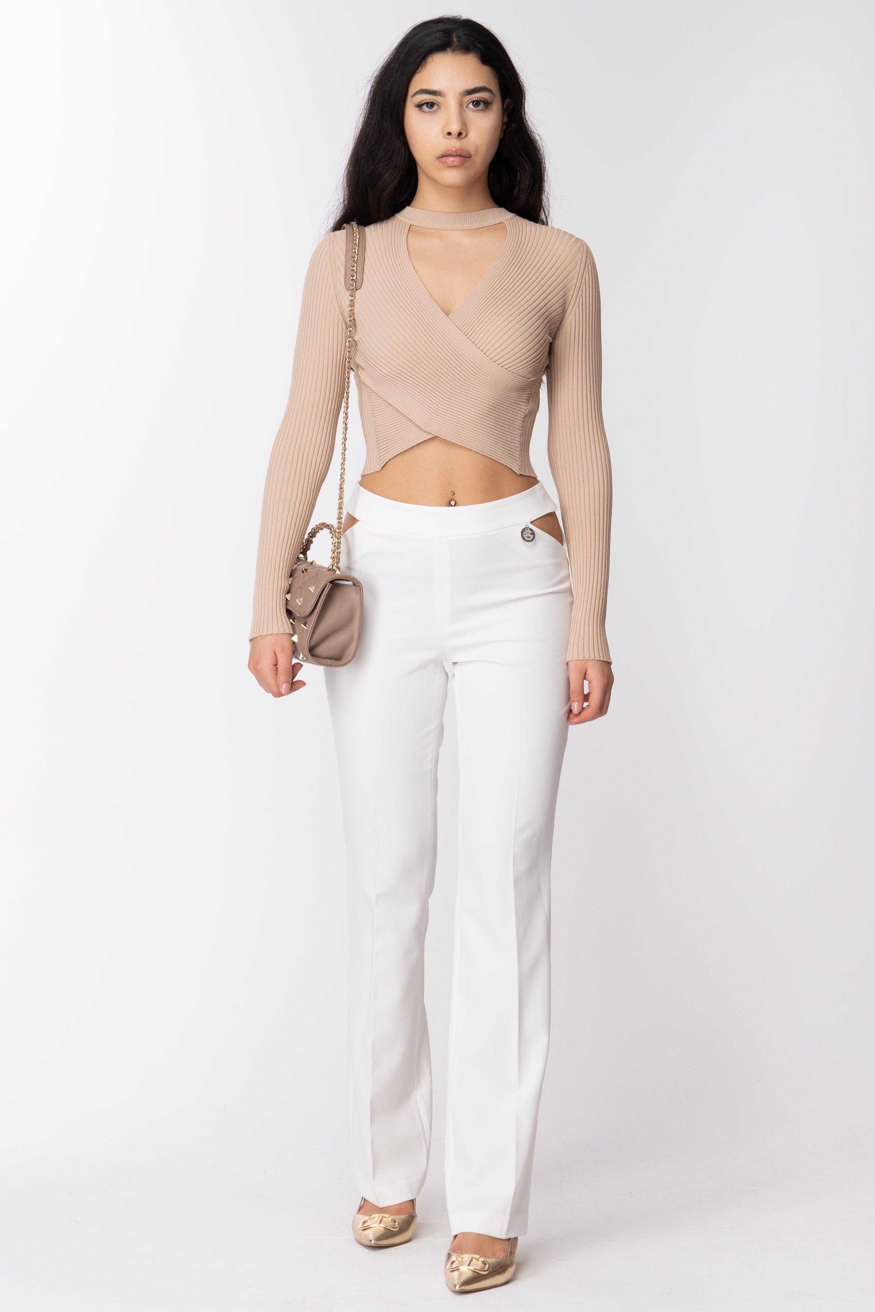 Preview: Gaelle Paris Trousers with open-cuts details Bianco