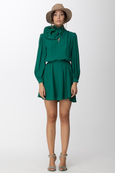 Simona Corsellini  Short dress with flower brooch A22CPAB011 Leaf Green