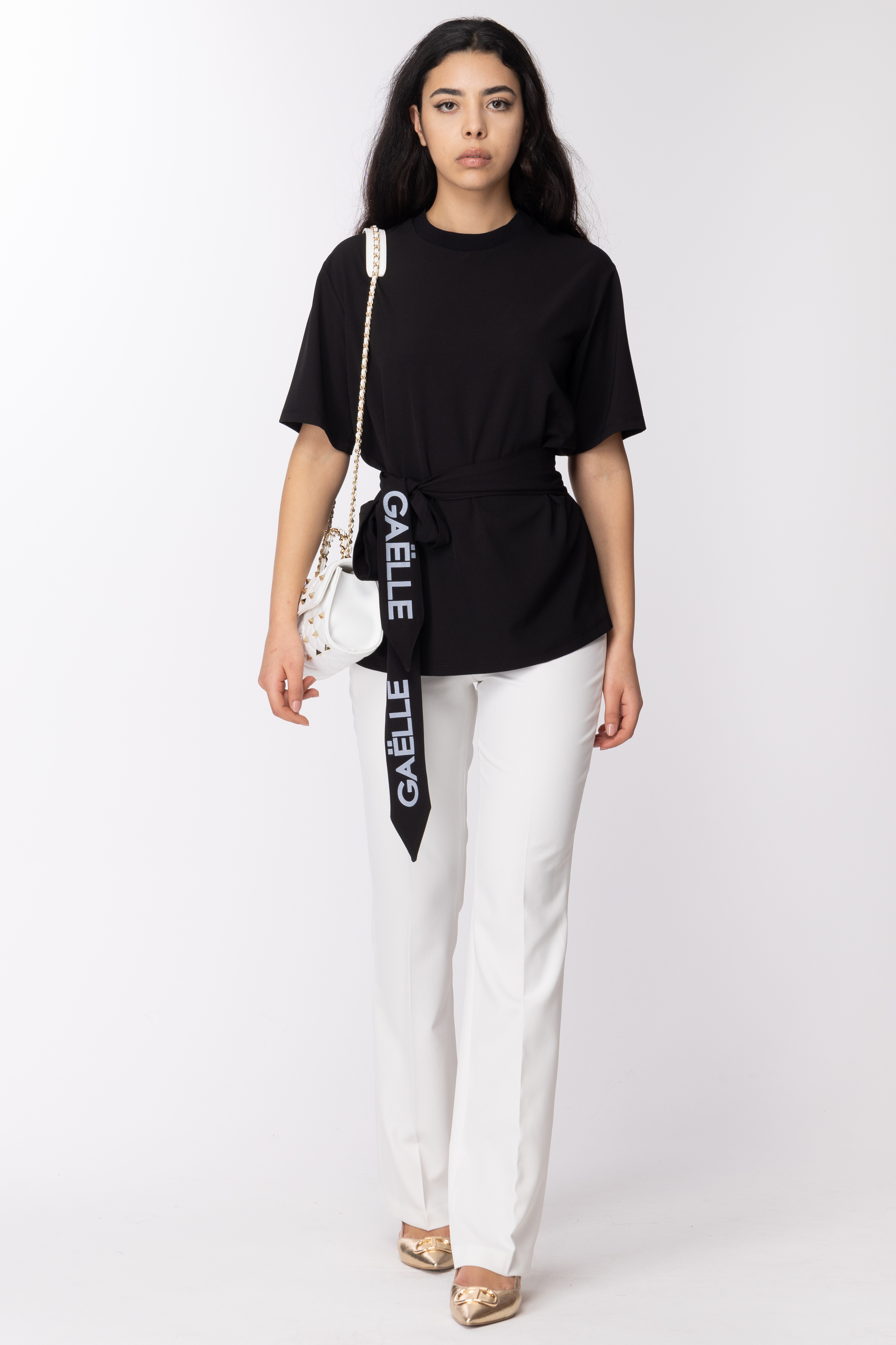Preview: Gaelle Paris T-shirt with logoed belt Nero